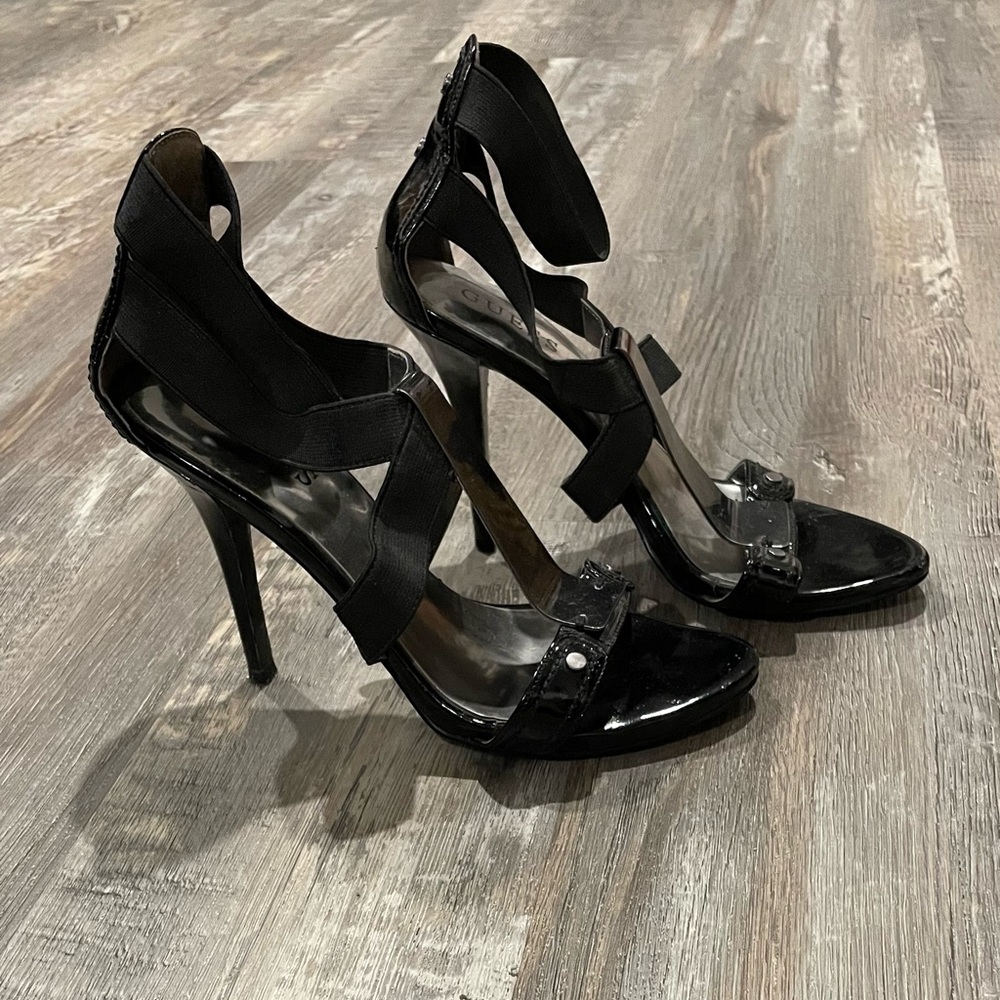 Guess heels . Size 6.5
